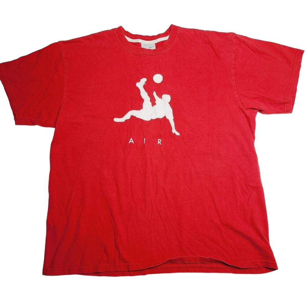 Vintage Nike Air Y2K Red Futbol Soccer T-Shirt Men's Size XL Graphic